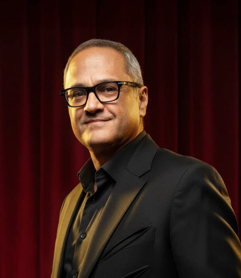 desktop-poster-right